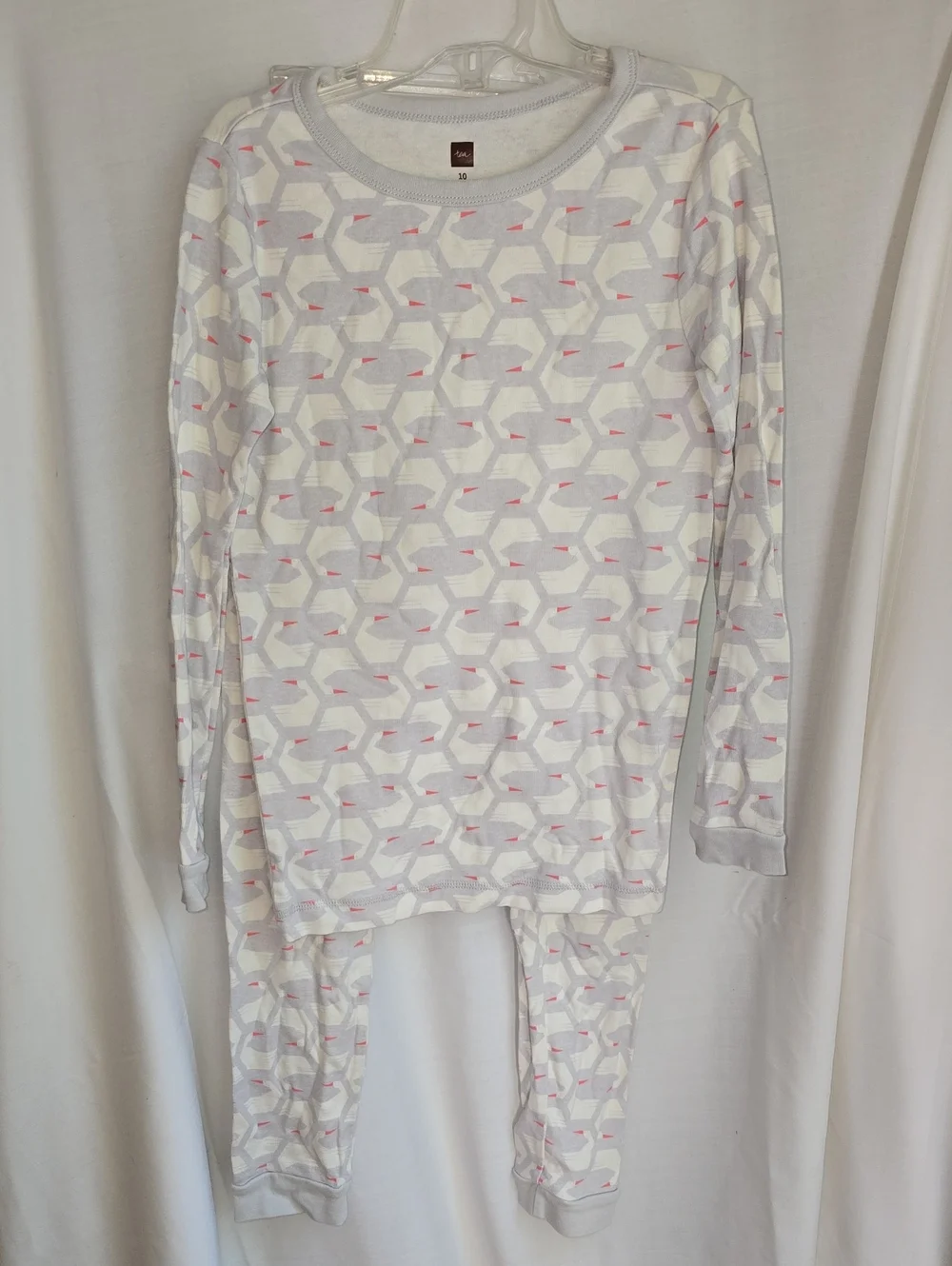 Tea Collection White and Gray Geometric Swan Kids Pajama Set